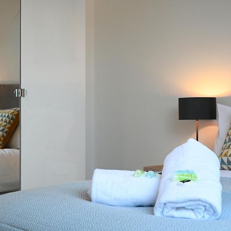Appartamento Luxury 4 Bed House With Gated Parking In The Heart Of Birmingham! Esterno foto