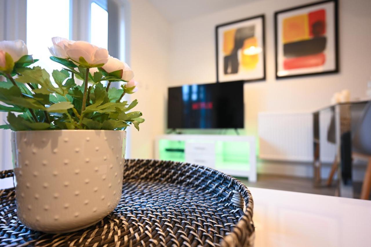 Appartamento Luxury 4 Bed House With Gated Parking In The Heart Of Birmingham! Esterno foto
