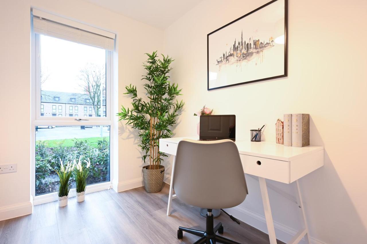 Appartamento Luxury 4 Bed House With Gated Parking In The Heart Of Birmingham! Esterno foto